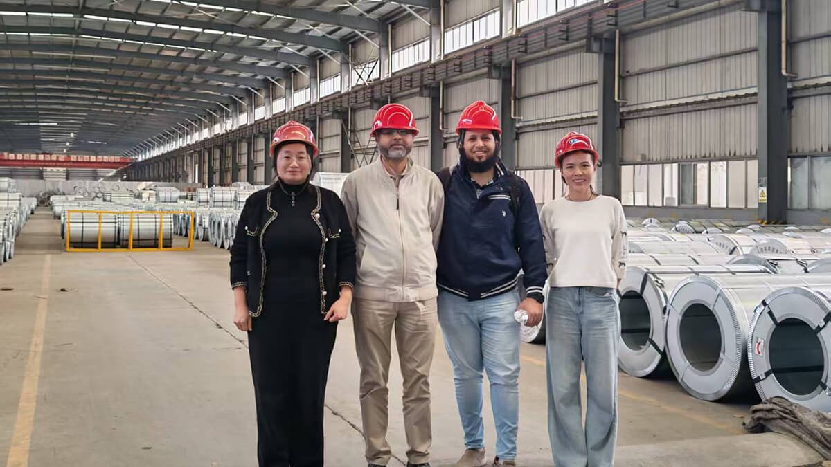 Group photo with clients